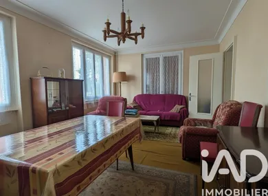 Townhouse in Montluçon (03100)