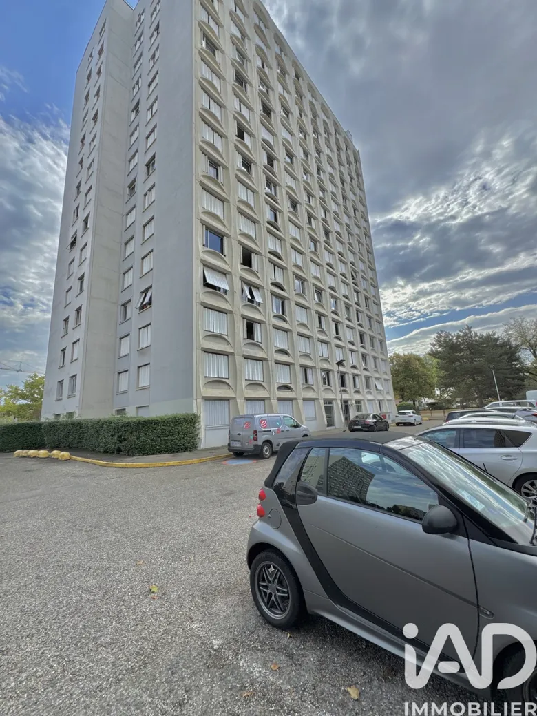 Appartement 3 pièces 71 m² · à Lyon · 70,9 m² · 185 000 €