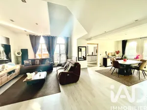 Triplex à Cergy (95000)