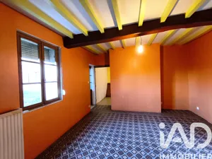 Traditional house in Nampcelles-la-Cour (02140)