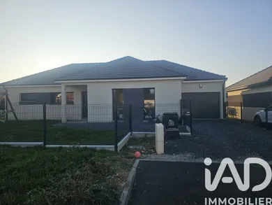 House in Beuzeville (27210)