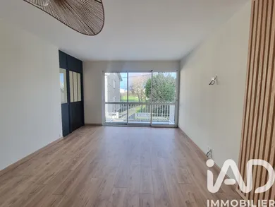 Appartement à La Rochelle (17000)