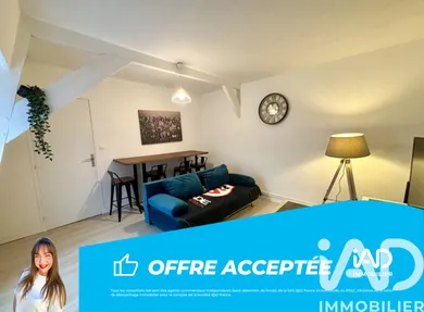 Apartment in Chinon (37500)