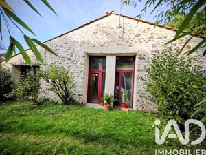 House in La Marne (44270)