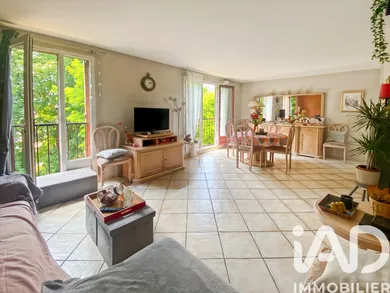 Appartement à Brie-Comte-Robert (77170)