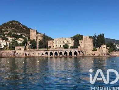 Apartment in Mandelieu-la-Napoule (06210)