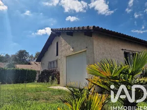 House in Saint-Pierre-du-Mont (40280)