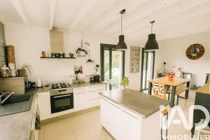 House in Izernore (01580)