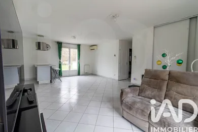 House in Dordives (45680)