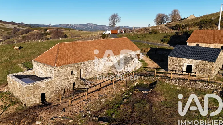 Maison 4 pièces 115 m² · à Mézilhac · 115 m² · 542 000 €