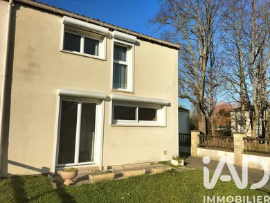 House in Roissy-en-Brie (77680)