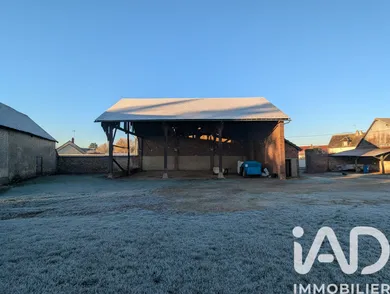 Maison de campagne à Saint-Laurent-la-Gâtine (28210)