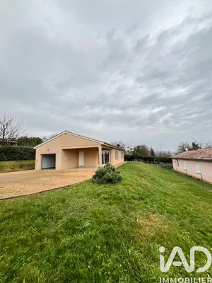 Maison traditionnelle à Laizé (71870)