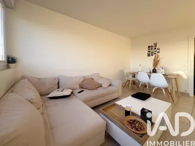 Apartment in L'Haÿ-les-Roses (94240)