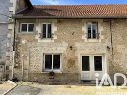 Immeuble à Savigné (86400)