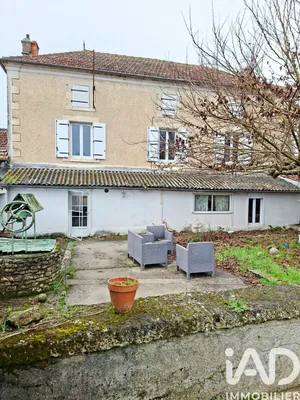 Maison à Charmé (16140)