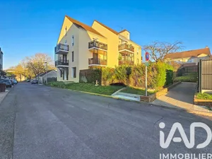 Appartement à Émerainville (77184)