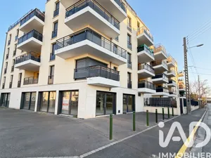 Apartment in Neuilly-sur-Marne (93330)