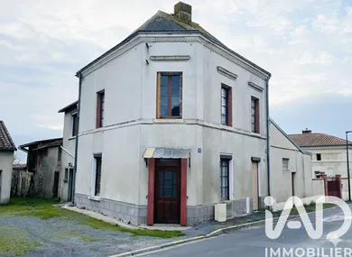 House in Lys-Haut-Layon (49310)