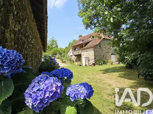 Maison traditionnelle à Saint-Céré (46400)