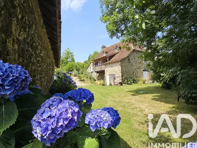 Maison traditionnelle à Saint-Céré (46400)