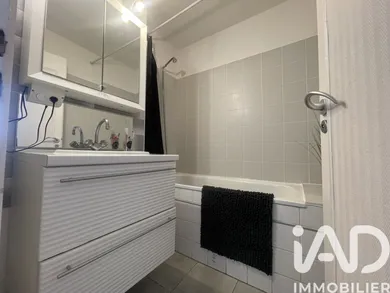 Apartment in Caluire-et-Cuire (69300)