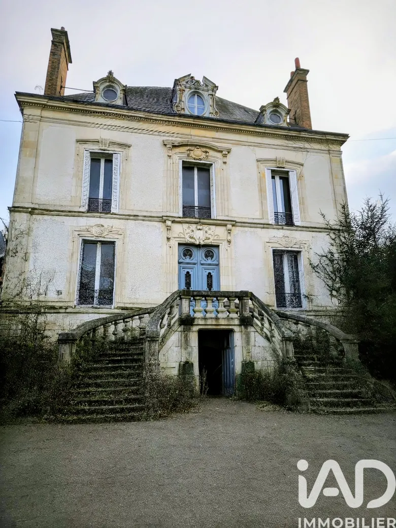 Maison 10 pièces 335 m² · à Saint-Jean-de-Braye · 335 m² · 735 000 €
