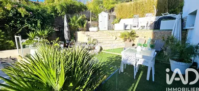 Apartment in Toulon (83100)