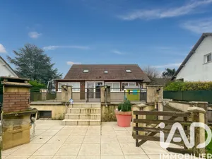 Maison traditionnelle à Jagny-sous-Bois (95850)