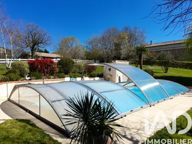 Architectural house in L'Isle-Jourdain (32600)