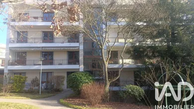 Apartment in Montmorency (95160)