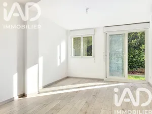 Apartment in Villenoy (77124)