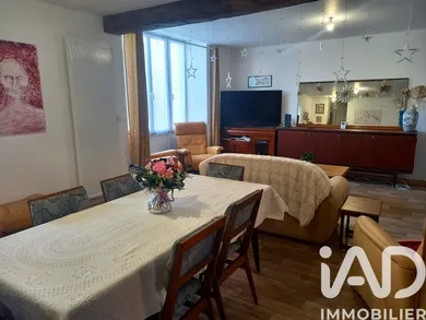 Townhouse in La Châtaigneraie (85120)