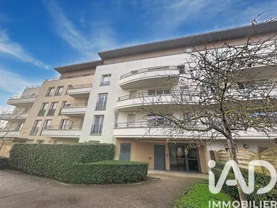 Apartment in Trappes (78190)