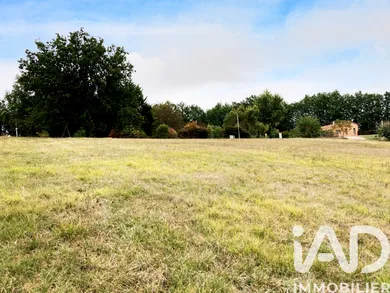Land in Peyzac-le-Moustier (24620)