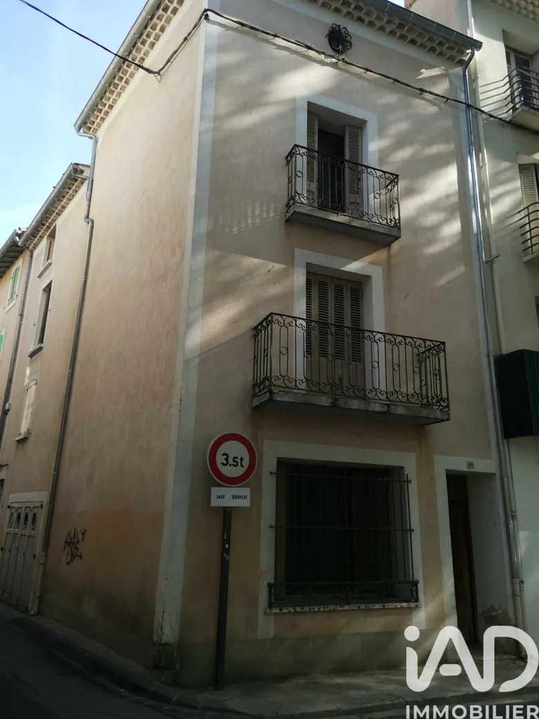 Immeuble 174 m² · à Carpentras · 174 m² · 170 000 €