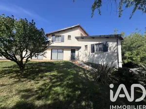 Maison traditionnelle à Rauzan (33420)