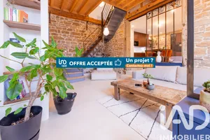 Triplex à Caluire-et-Cuire (69300)