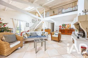 House in Yvrac (33370)