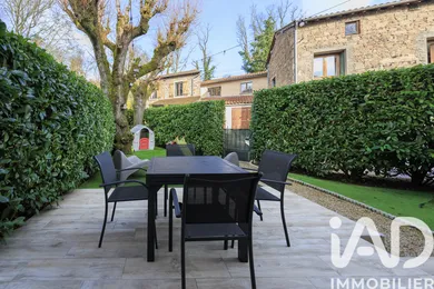 Apartment in Saint-Genis-les-Ollières (69290)