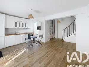 Maison de ville à Houdan (78550)