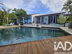 Maison d'architecte à Saint-Gilles-Les-Bains (97434)