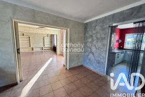 House in Bédarrides (84370)