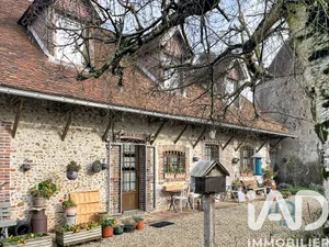 Maison à Charny (89120)