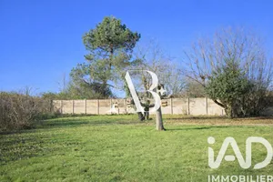 Terrain à bâtir à Saucats (33650)