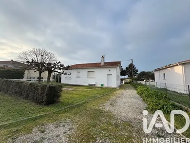 House in Port-des-Barques (17730)