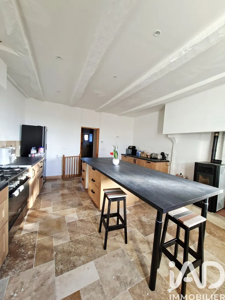 Maison 4 pièces 154 m² · à Aubeterre-sur-Dronne · 154 m² · 199 000 €