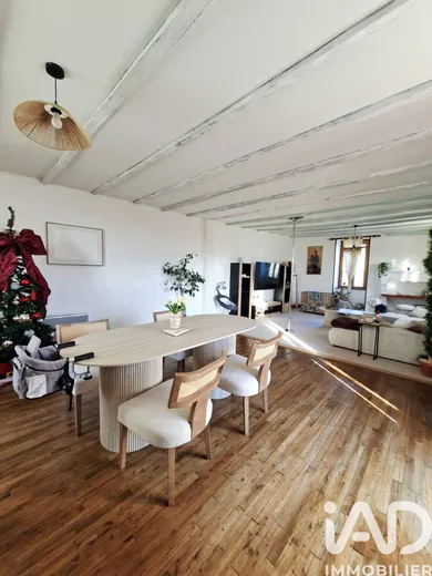 House in Laprade (16390)