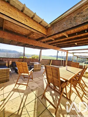 House in Laprade (16390)