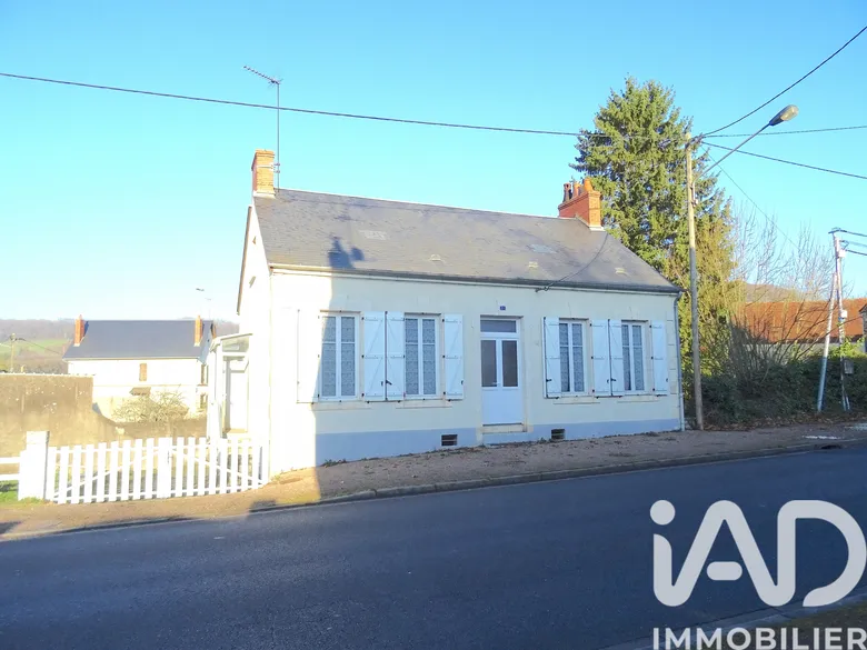 Maison 5 pièces 69 m² · à Châteauneuf-Val-de-Bargis · 69,4 m² · 86 000 €